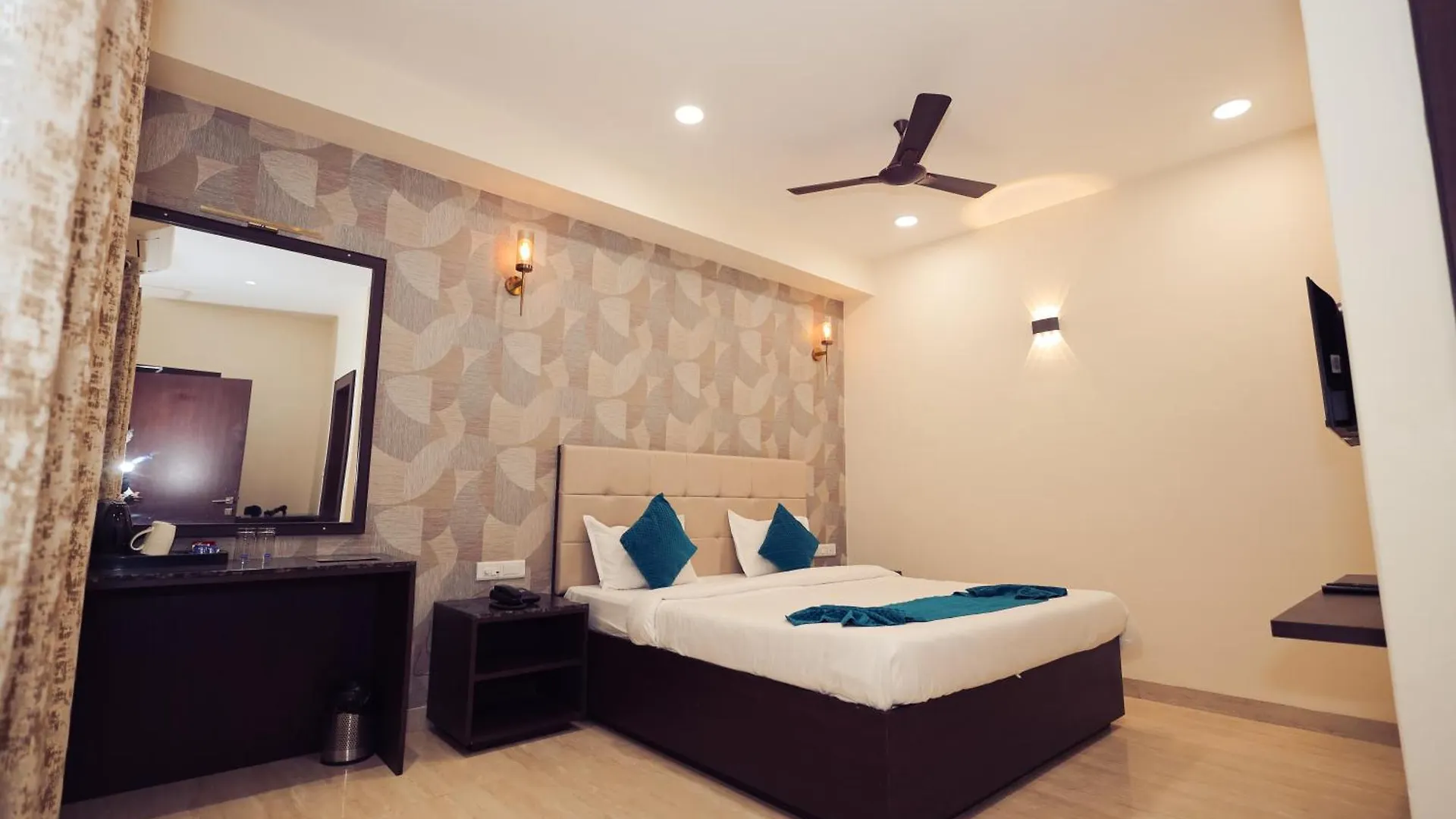 Hotel Vanshivat Βαρανάσι 4*,